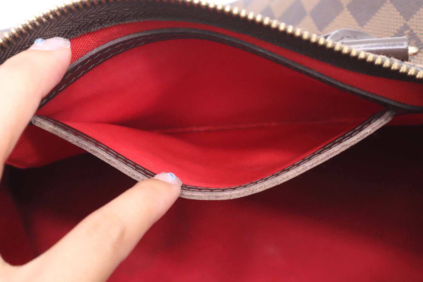 Louis Vuitton Speedy 30 in Damier Ebene Canvas
