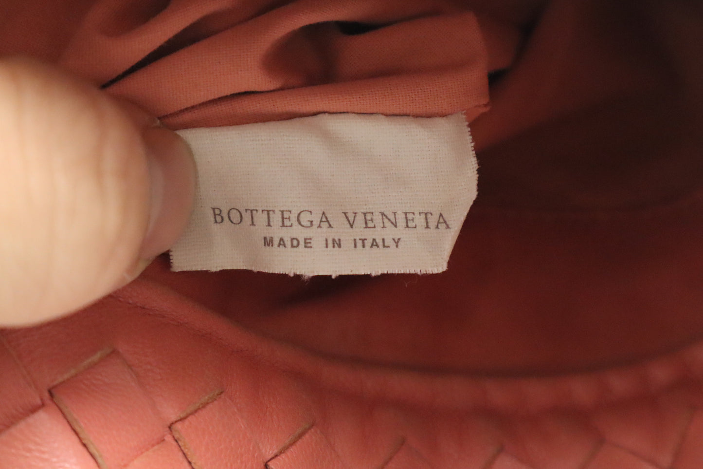 Bottega Veneta Crossbody in Salmon Pink Intrecciato Leather