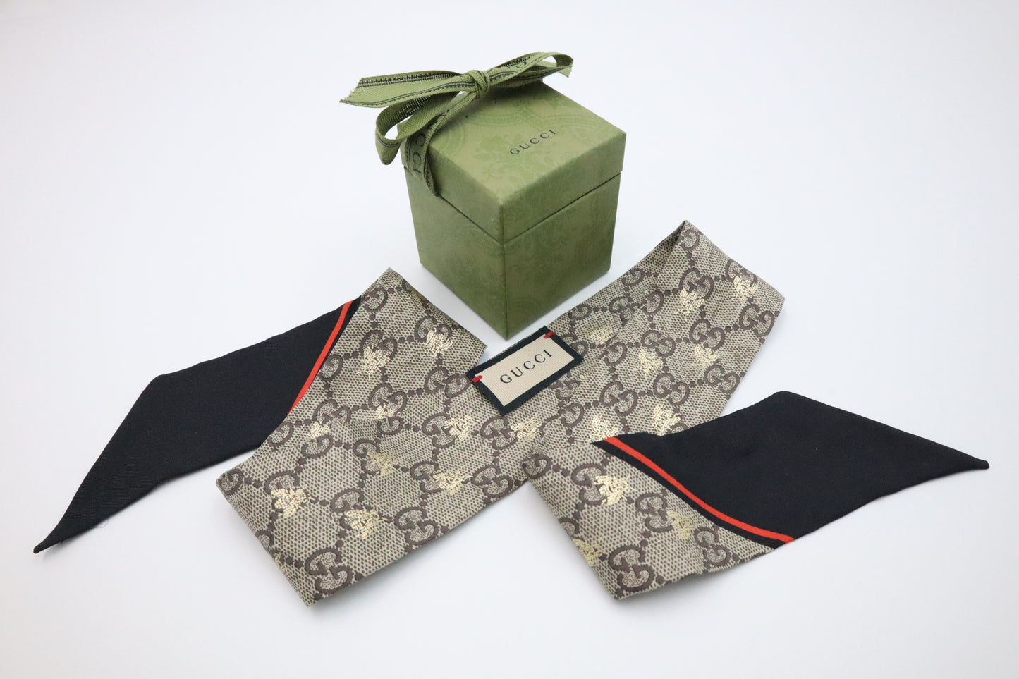 Gucci Twilly in GG Silk with Bees