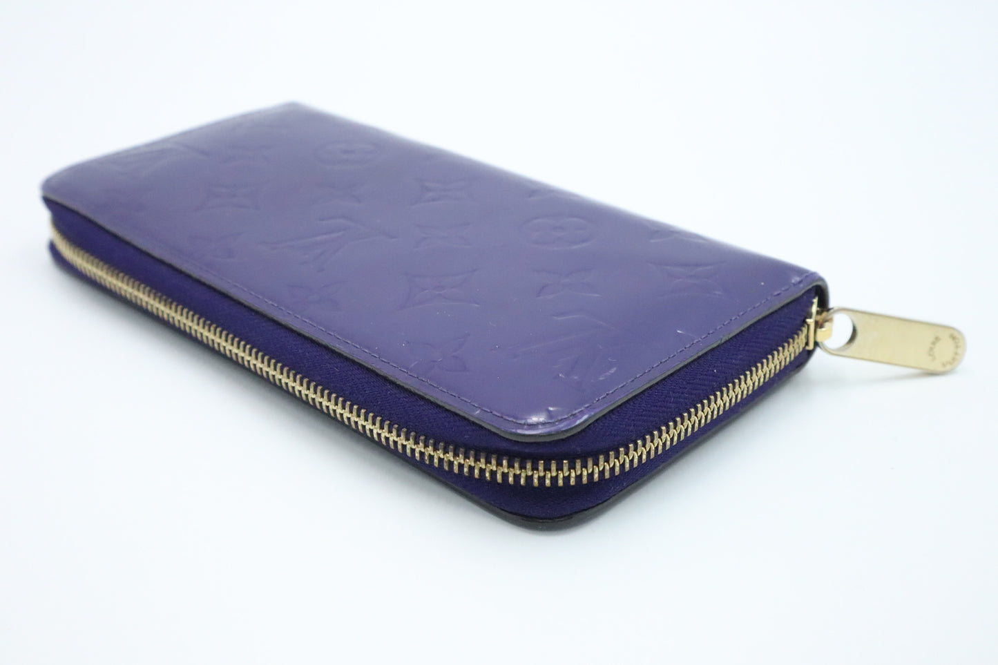 Louis Vuitton Long Zippy Wallet in Purple Vernis