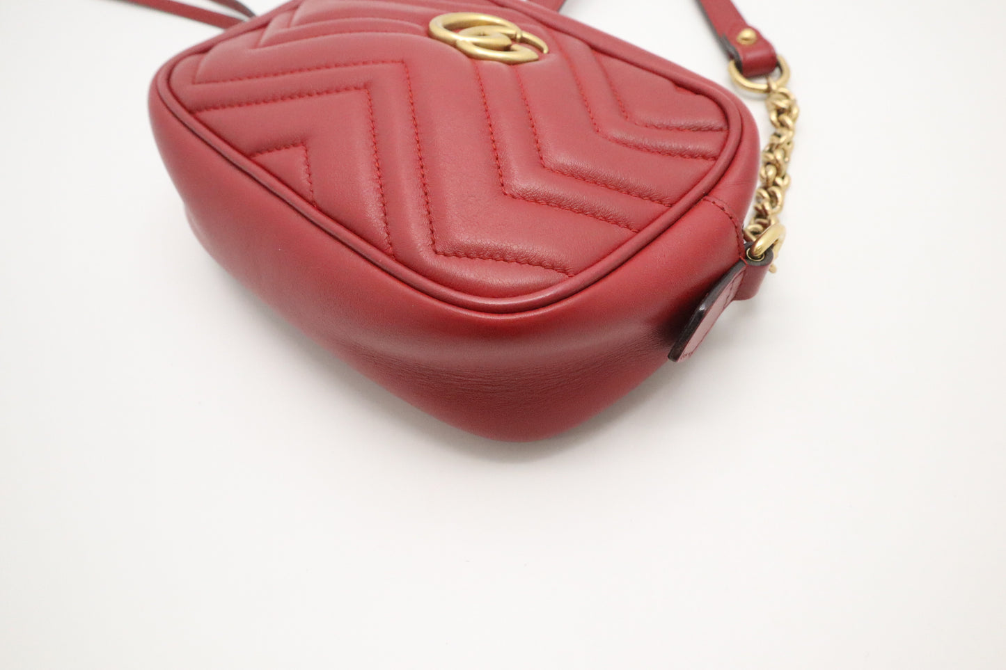 Gucci Marmont Mini Shoulder Bag in Red Leather