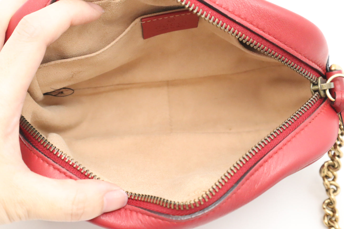 Gucci Marmont Mini Shoulder Bag in Red Leather