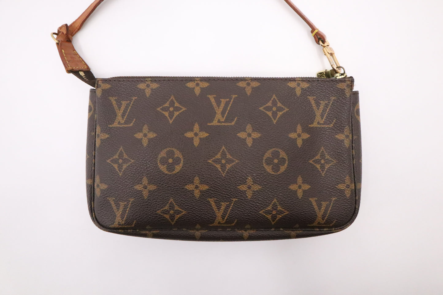 Louis Vuitton Pochette Accessoires in Monogram Canvas