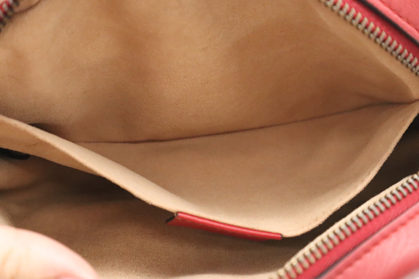 Gucci Marmont Mini Shoulder Bag in Red Leather