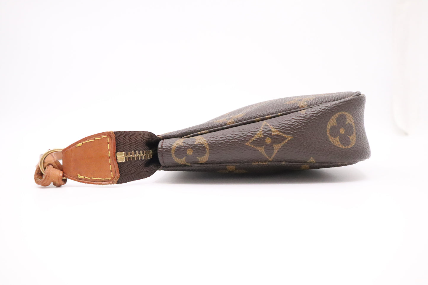 Louis Vuitton Pochette Accessoires in Monogram Canvas