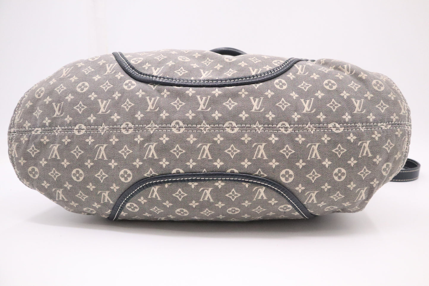 Louis Vuitton Elegie in Encre Idylle Monogram Canvas