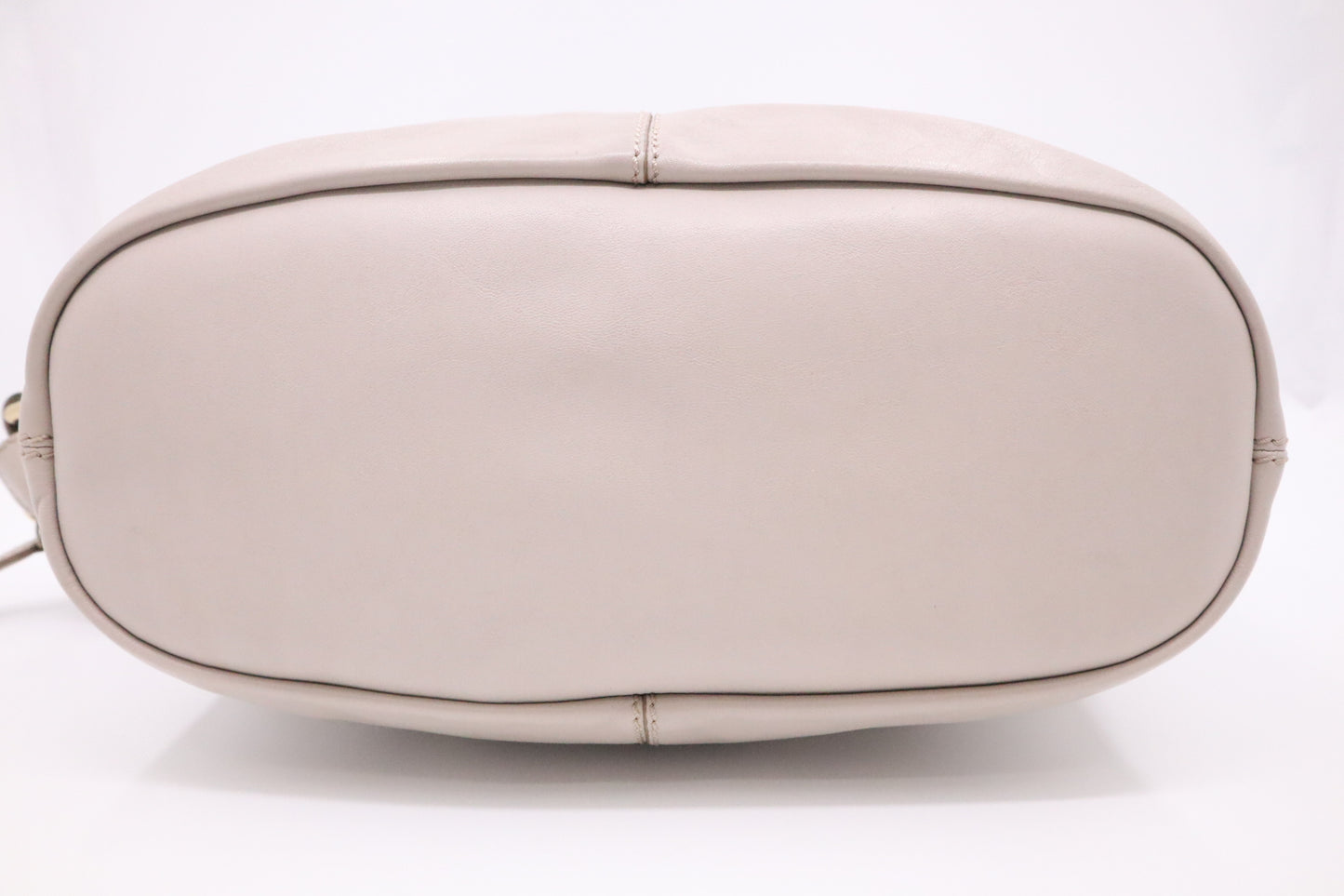 Givenchy Shoulder Bag in Greige Leather