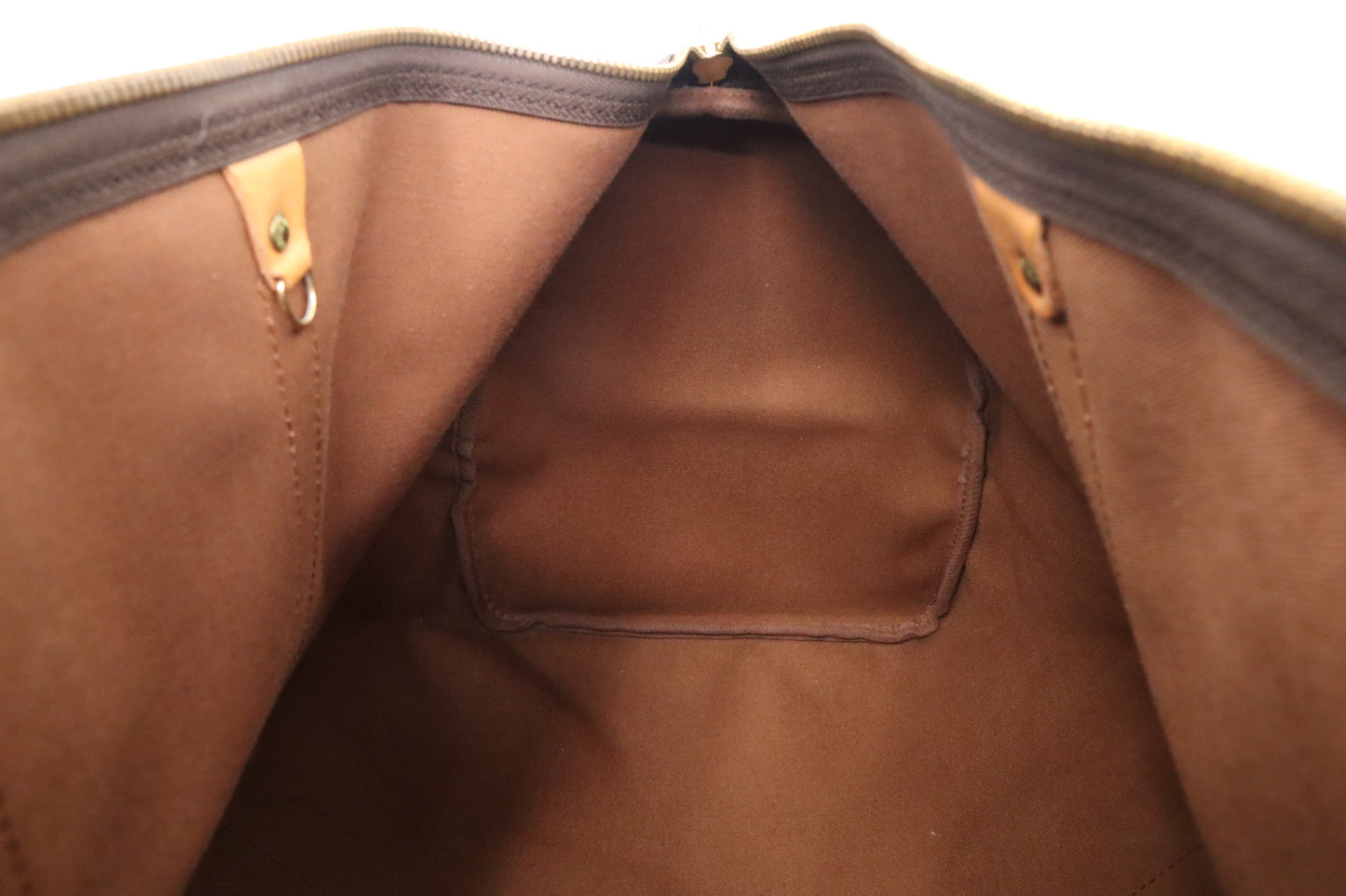 Louis Vuitton Keepall 55 in Monogram Canvas
