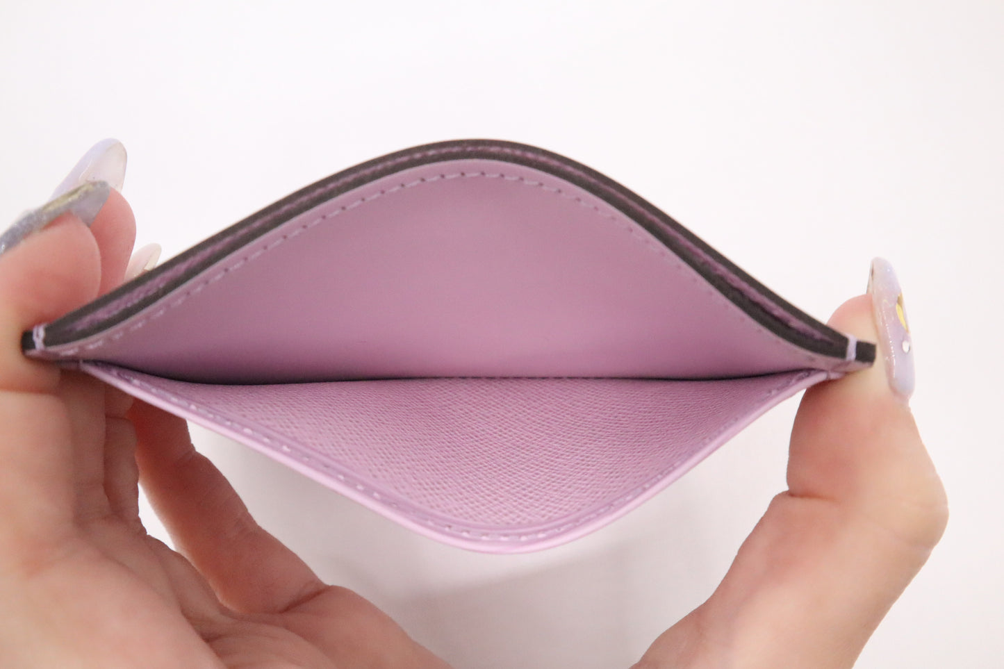 Louis Vuitton Card Case in Lilac Epi Leather