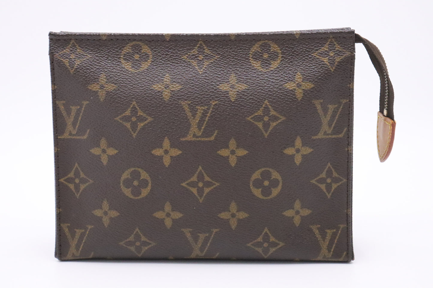 Louis Vuitton Toiletry 19 in Monogram Canvas