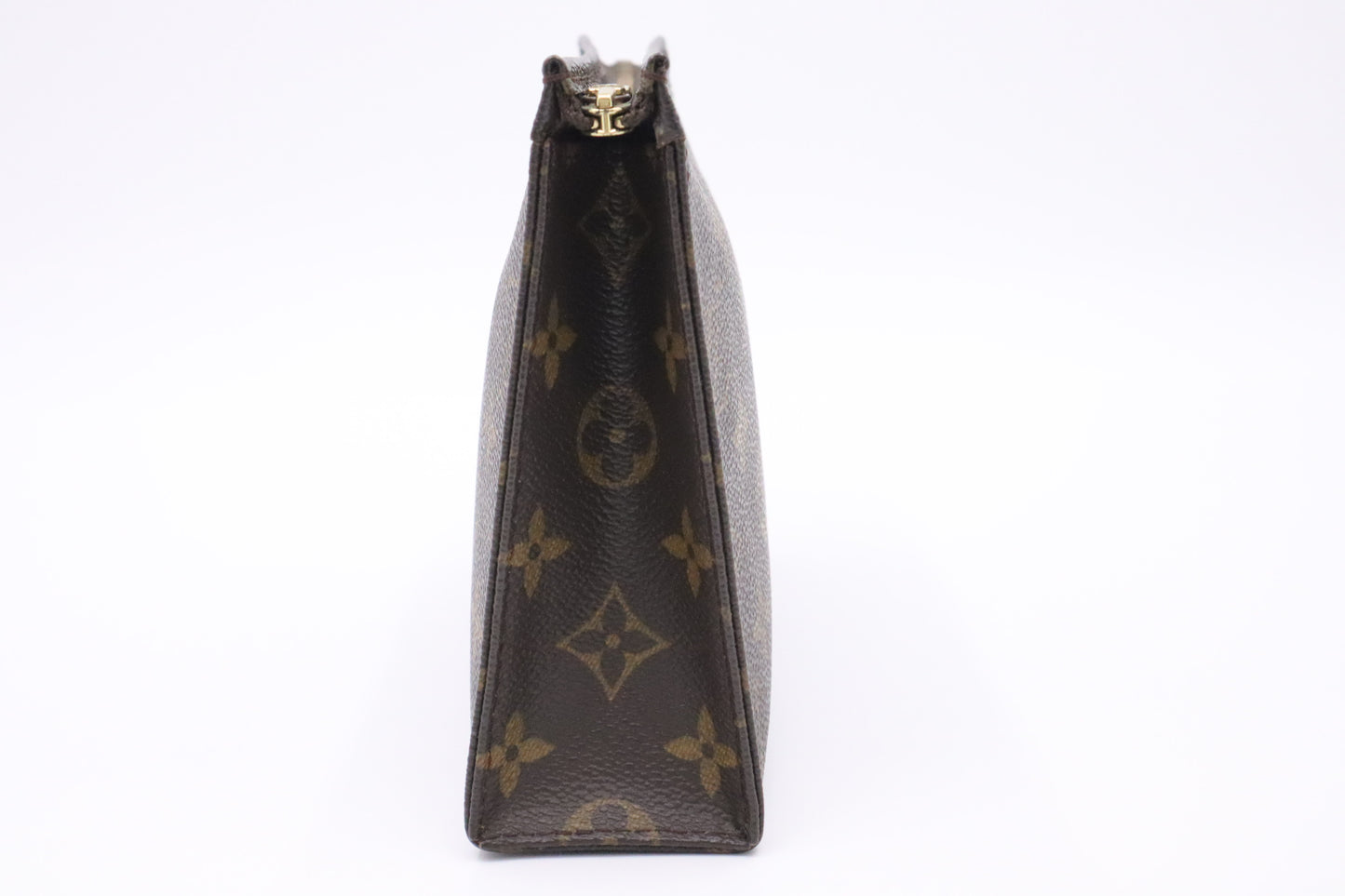 Louis Vuitton Toiletry 19 in Monogram Canvas
