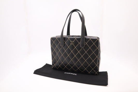 Chanel Large Surpique Tote in Black Leather