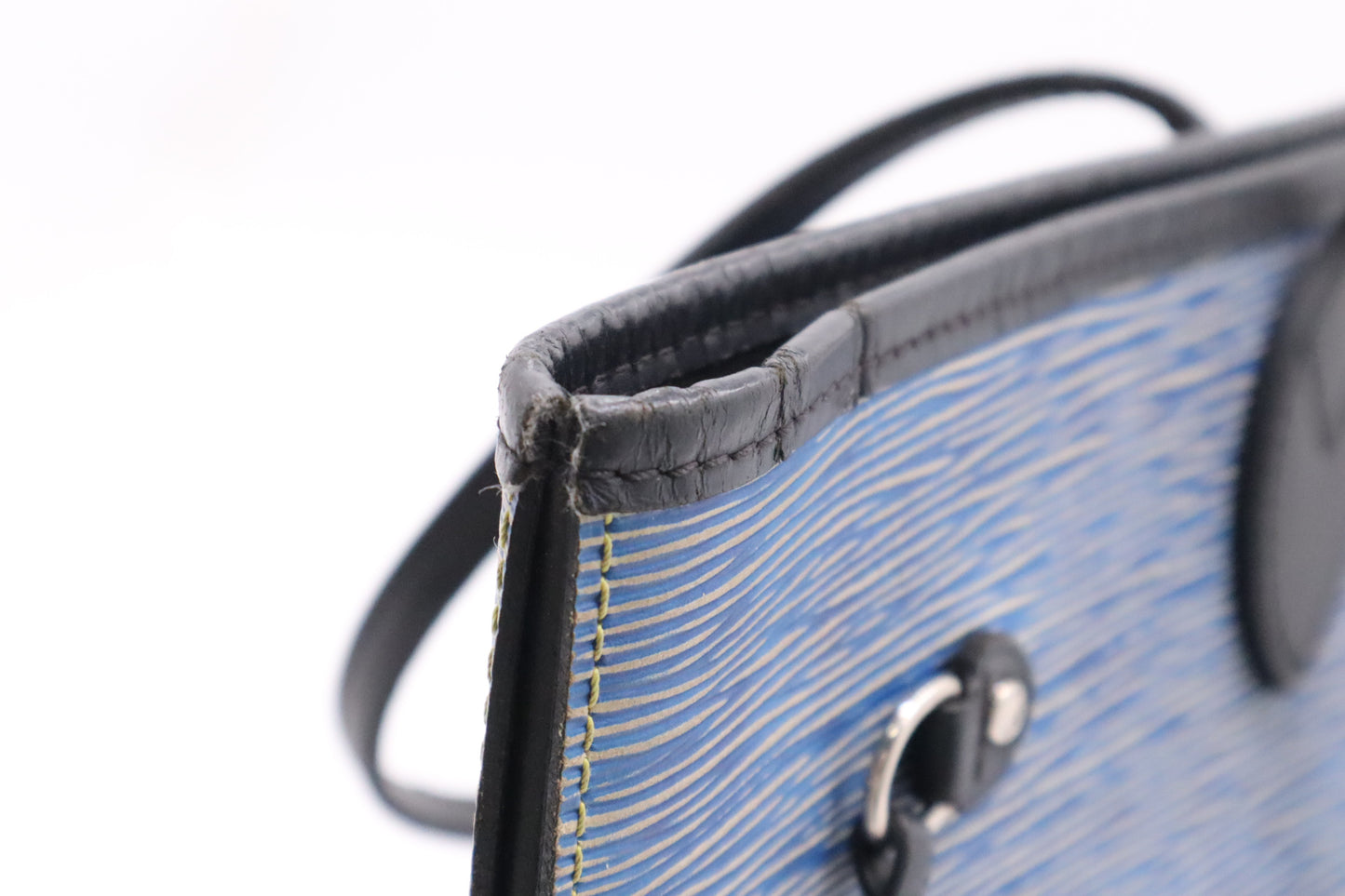 Louis Vuitton Neverfull MM in Denim Blue Epi Leather