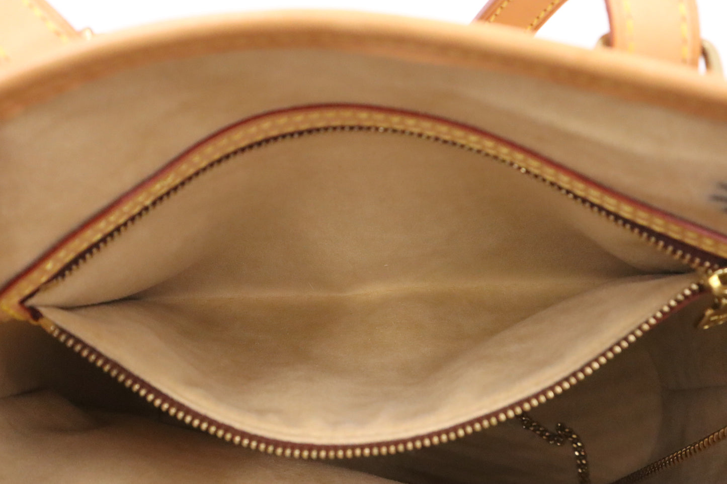Louis Vuitton Male in Nomade Leather