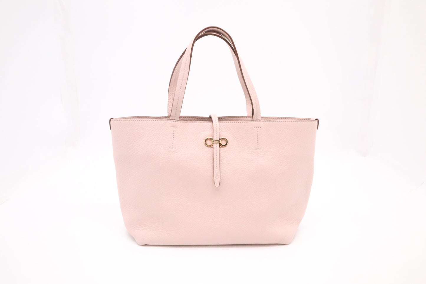 Ferragamo Handbag in Pale Pink Leather