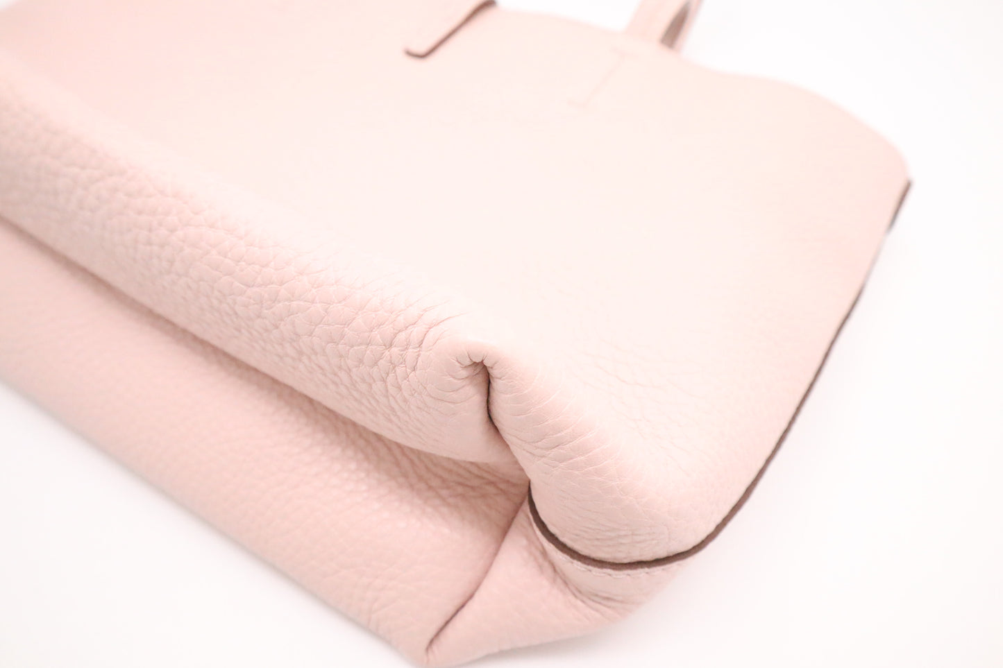 Ferragamo Handbag in Pale Pink Leather