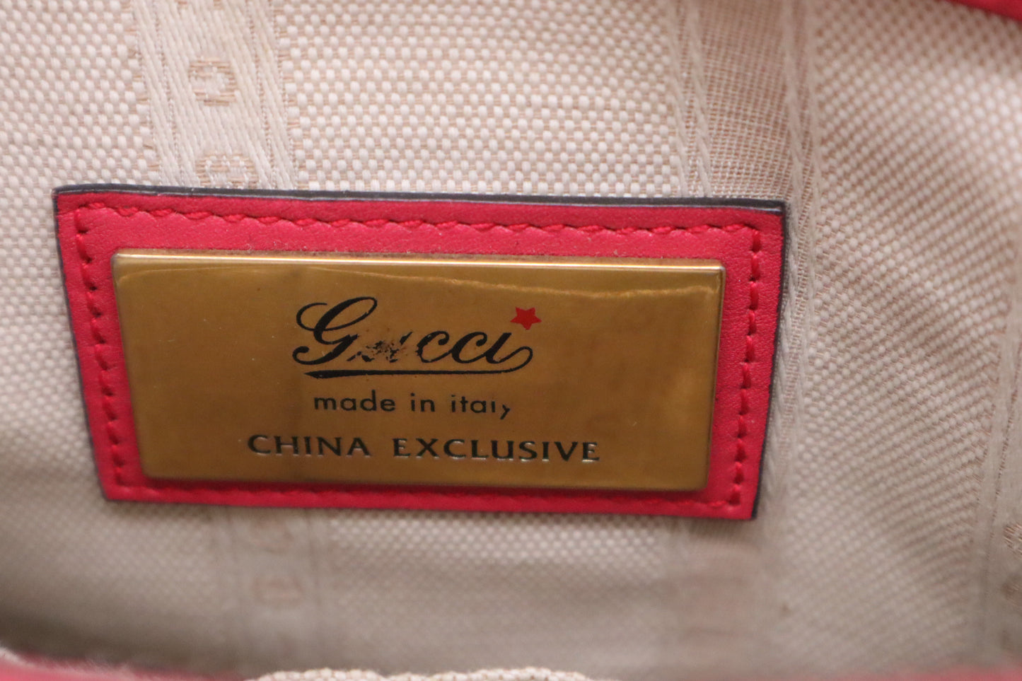 Gucci Horsebit Handbag in Pink Patent Leather