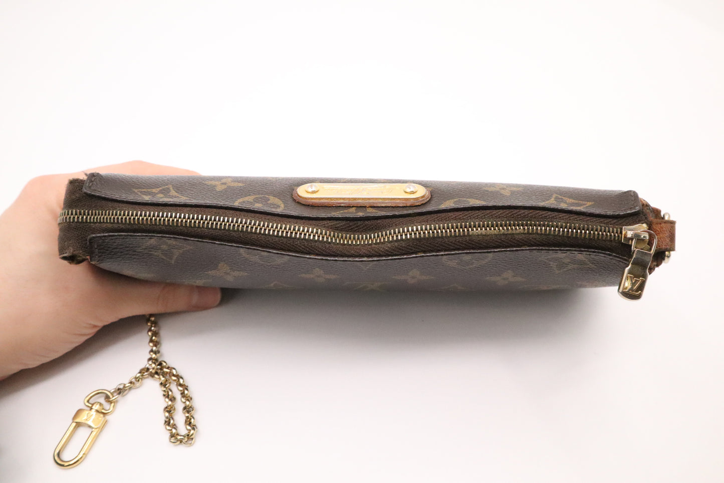 Louis Vuitton Eva Clutch in Monogram Canvas