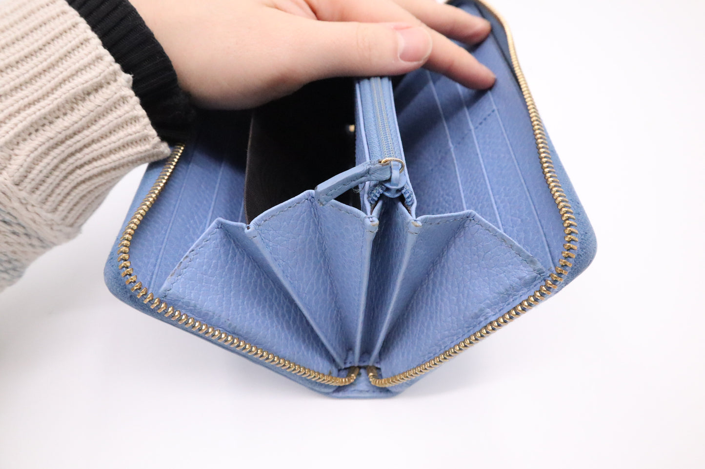 Gucci Zippy Wallet in Baby Blue Leather
