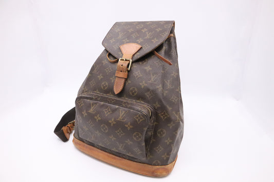 Louis Vuitton Montsouris GM in Monogram Canvas