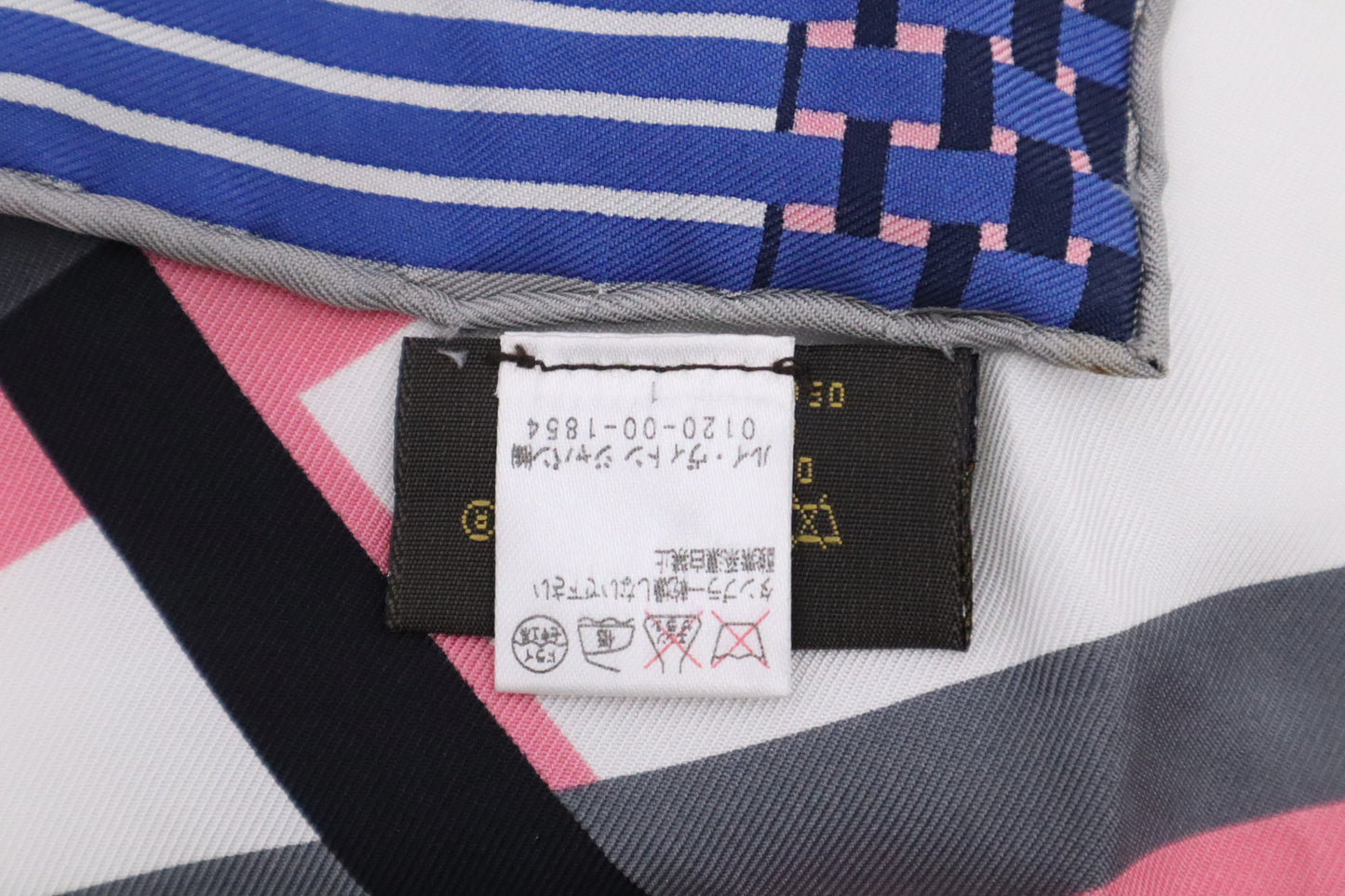 Louis Vuitton Scarf in Silk