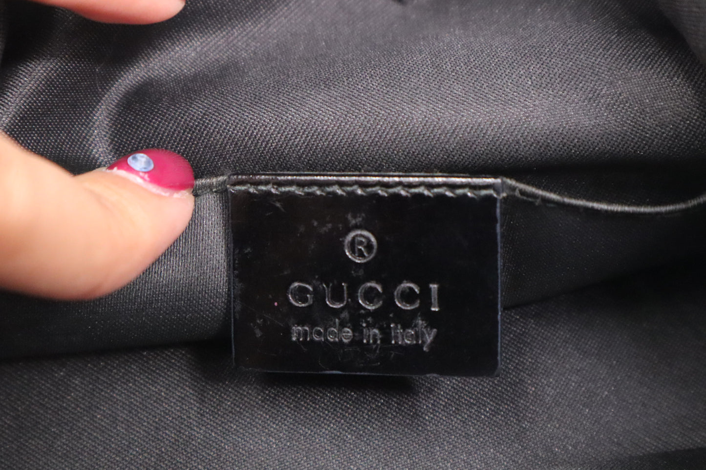 Gucci Shoulder Bag in Black GG Suede