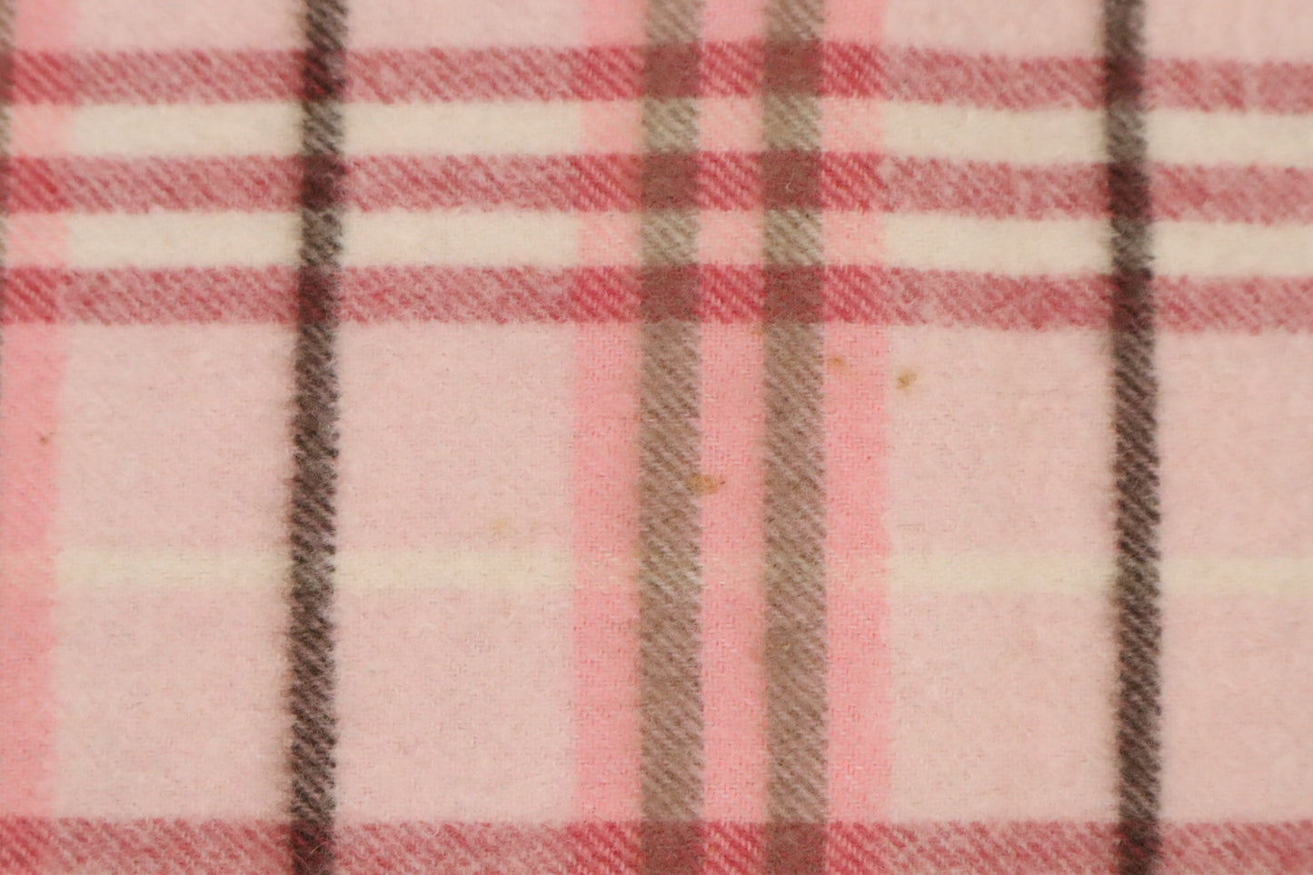 Burberry Scarf in Pink Cashmere