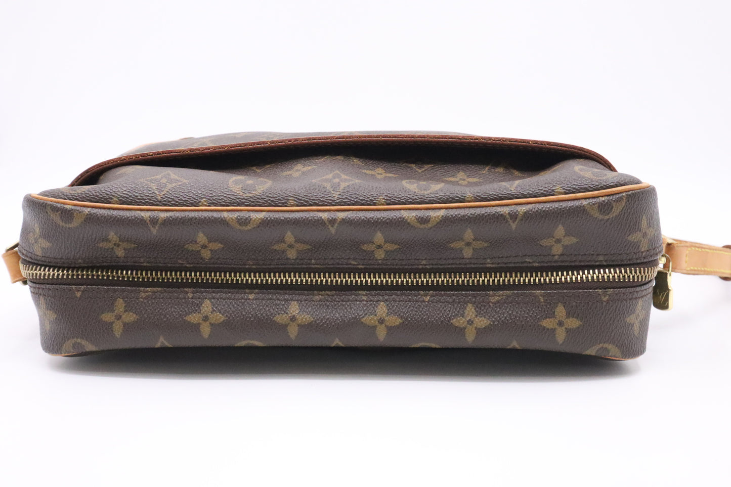 Louis Vuitton Trocadero 29 in Monogram Canvas