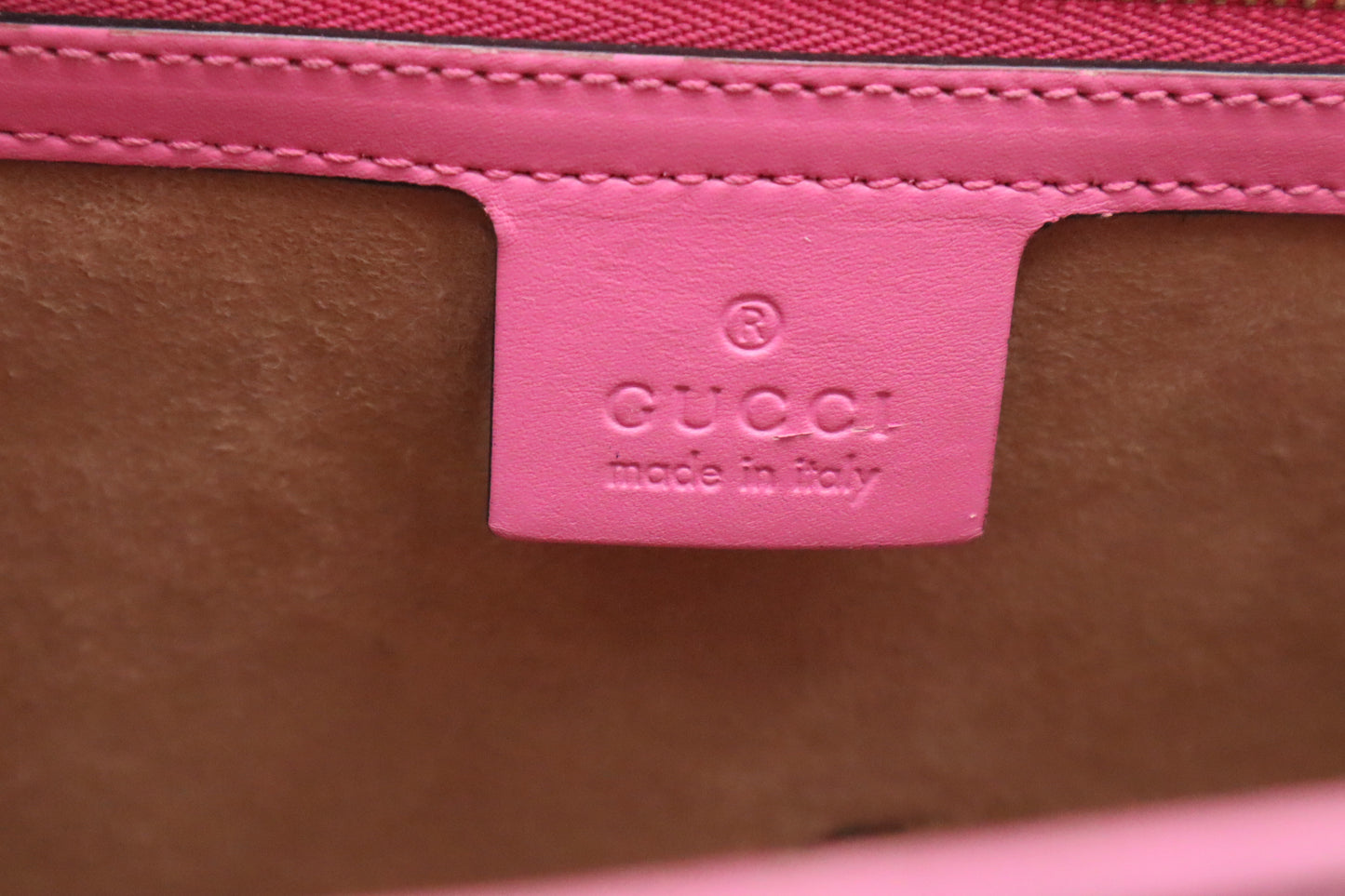 Gucci Slyvie Large in Pink Leather