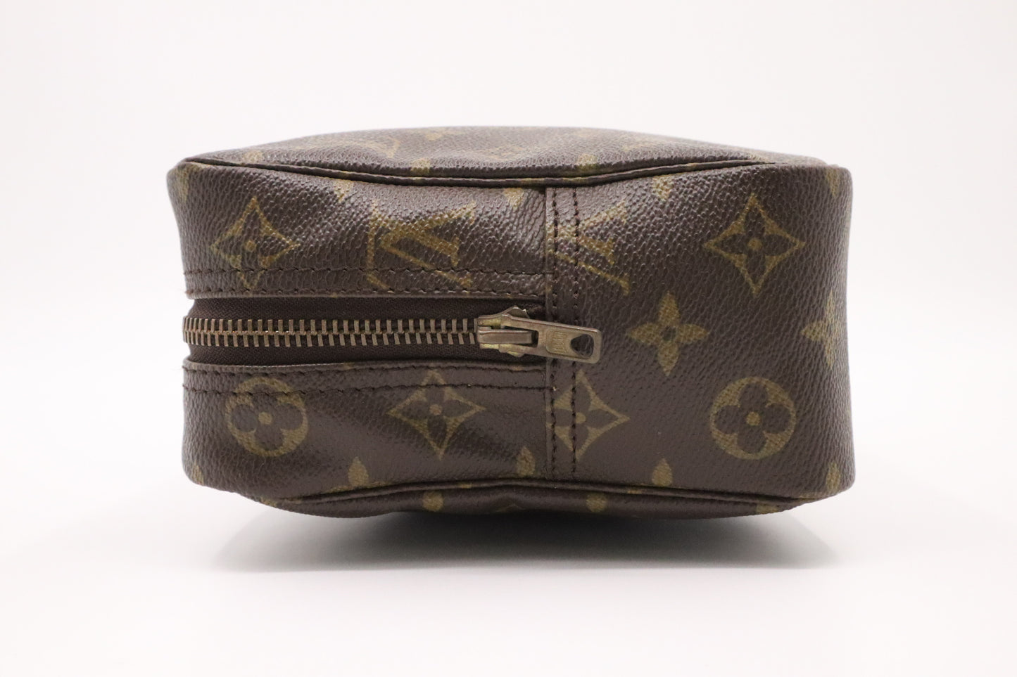 Louis Vuitton Trousse 28 in Monogram Canvas
