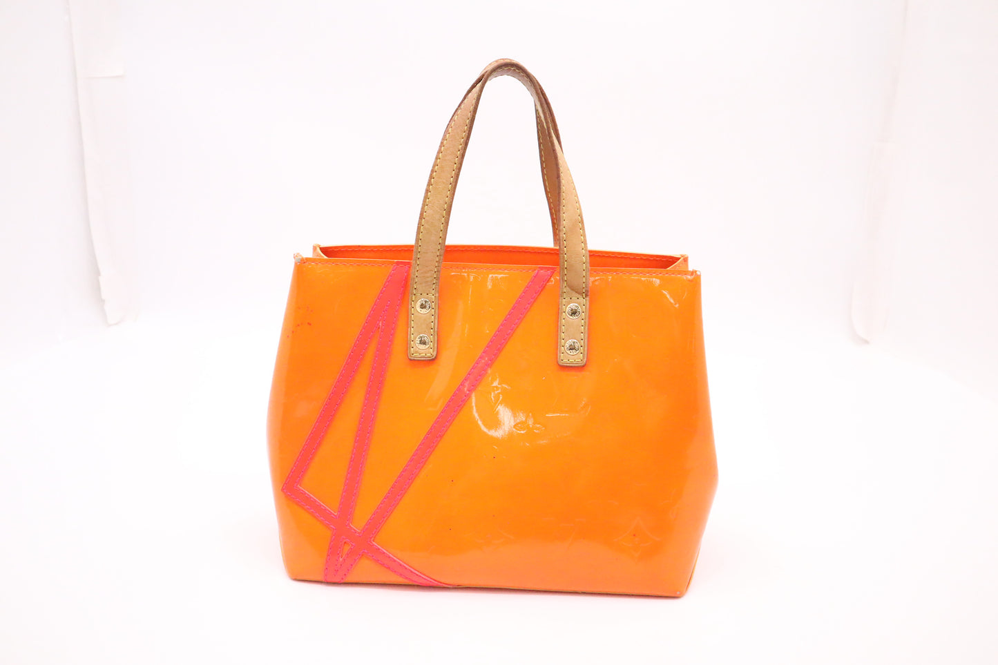Louis Vuitton Reade PM in Orange Vernis