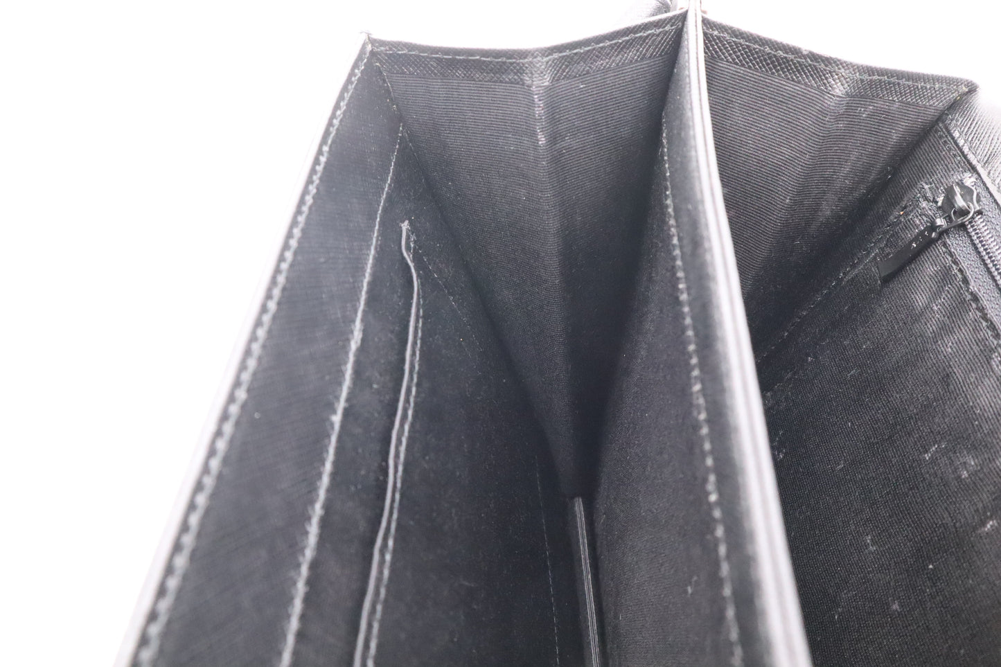 YSL Saint Laurent Shoulder Bag in Black Leather