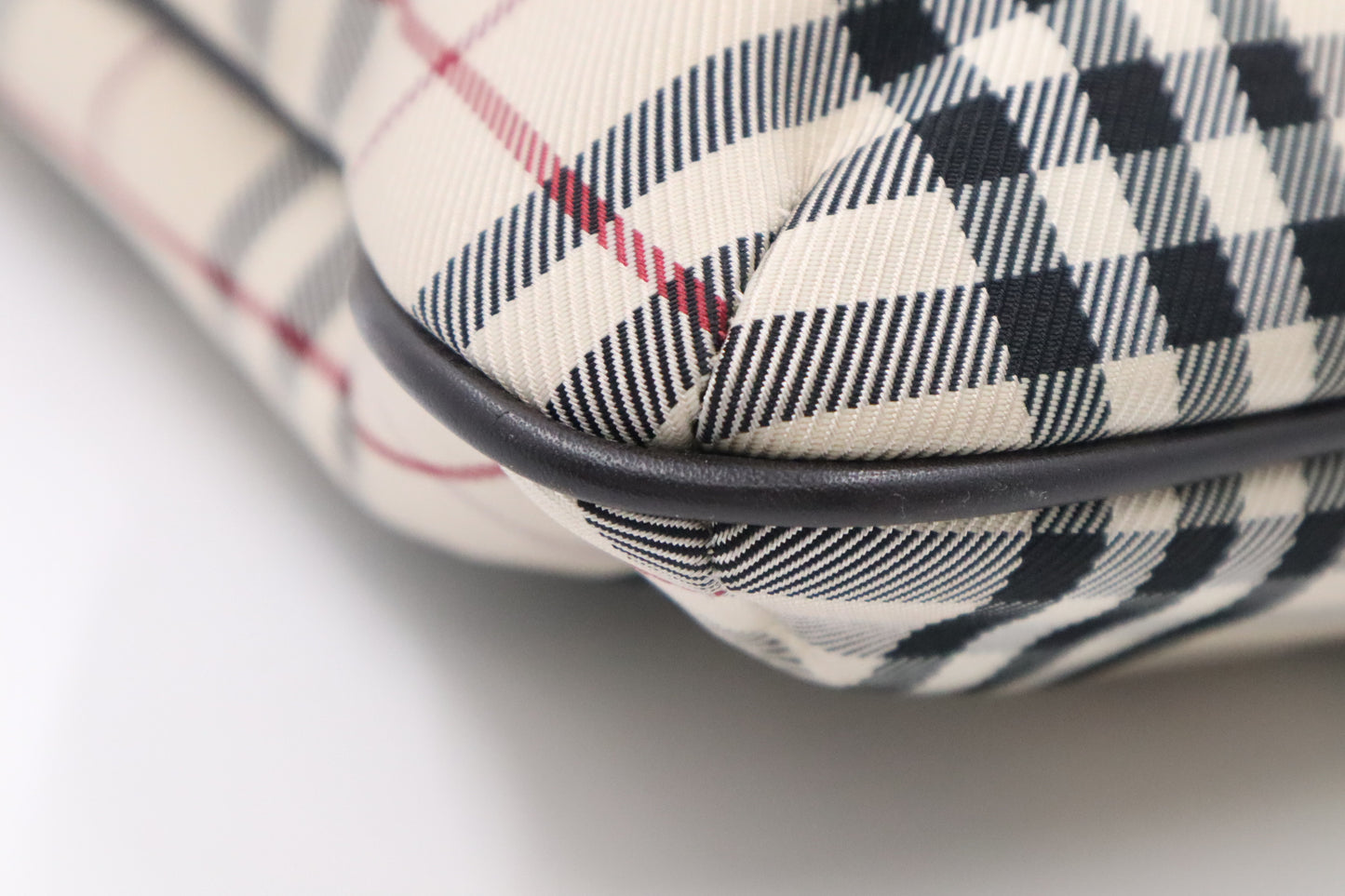 Burberry Tote Bag in Nova Check Canvas