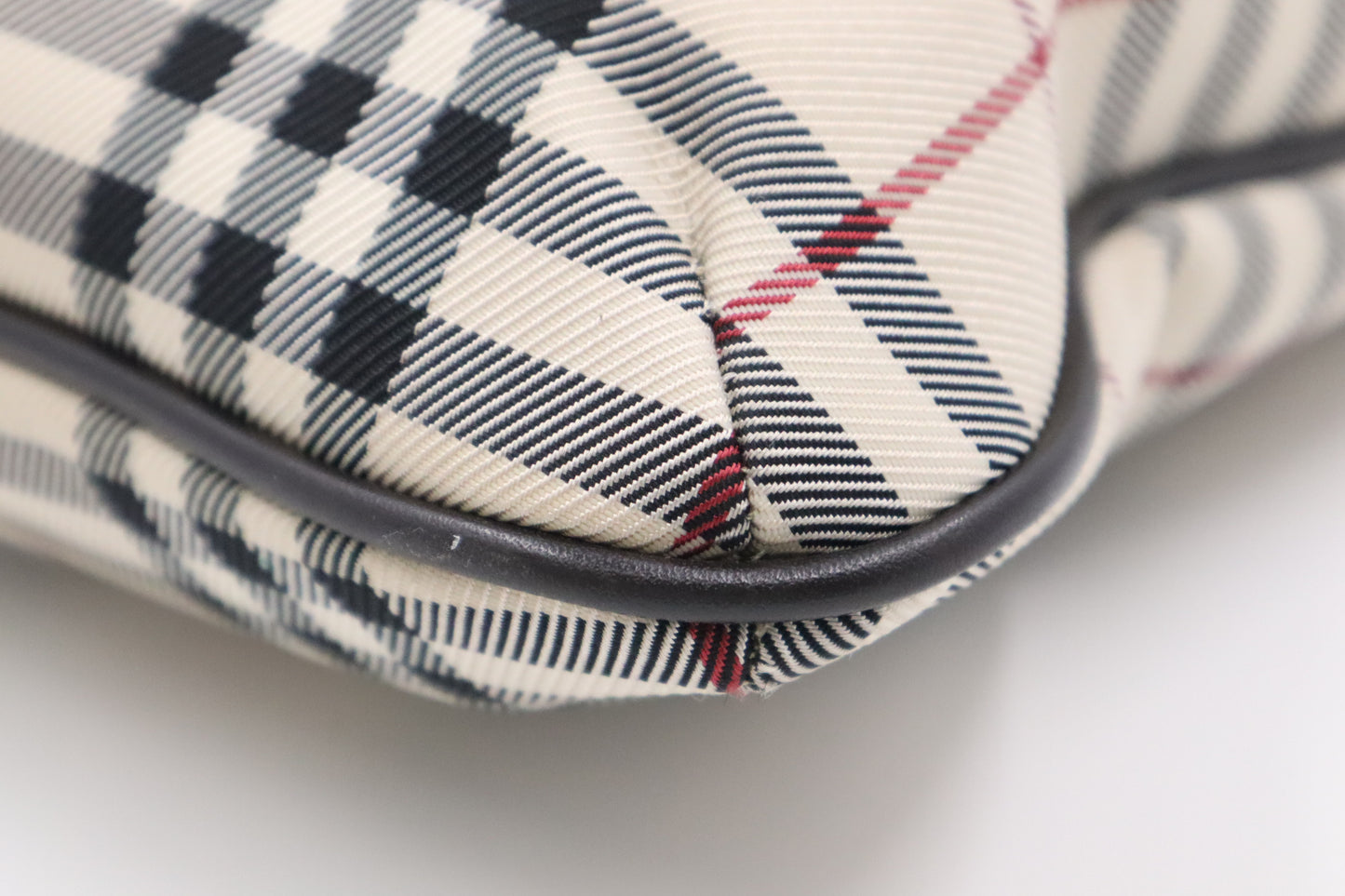 Burberry Tote Bag in Nova Check Canvas