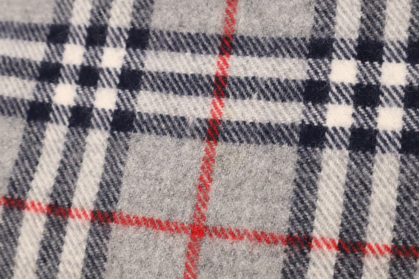 Burberry Scarf in Grey Checked Wool