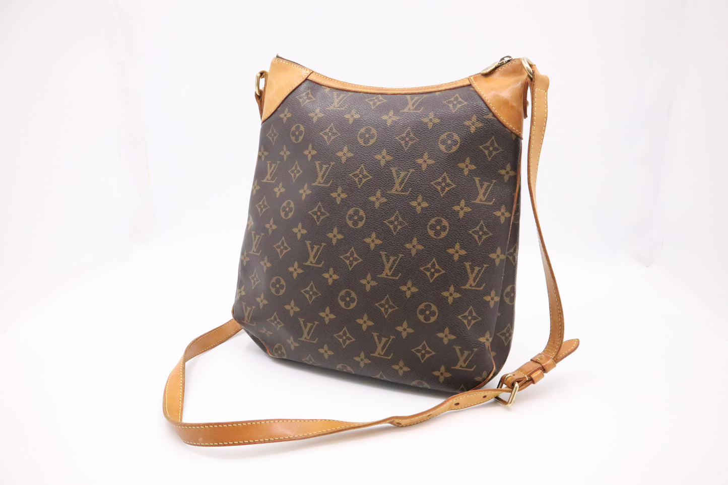 Louis Vuitton Odeon MM in Monogram Canvas