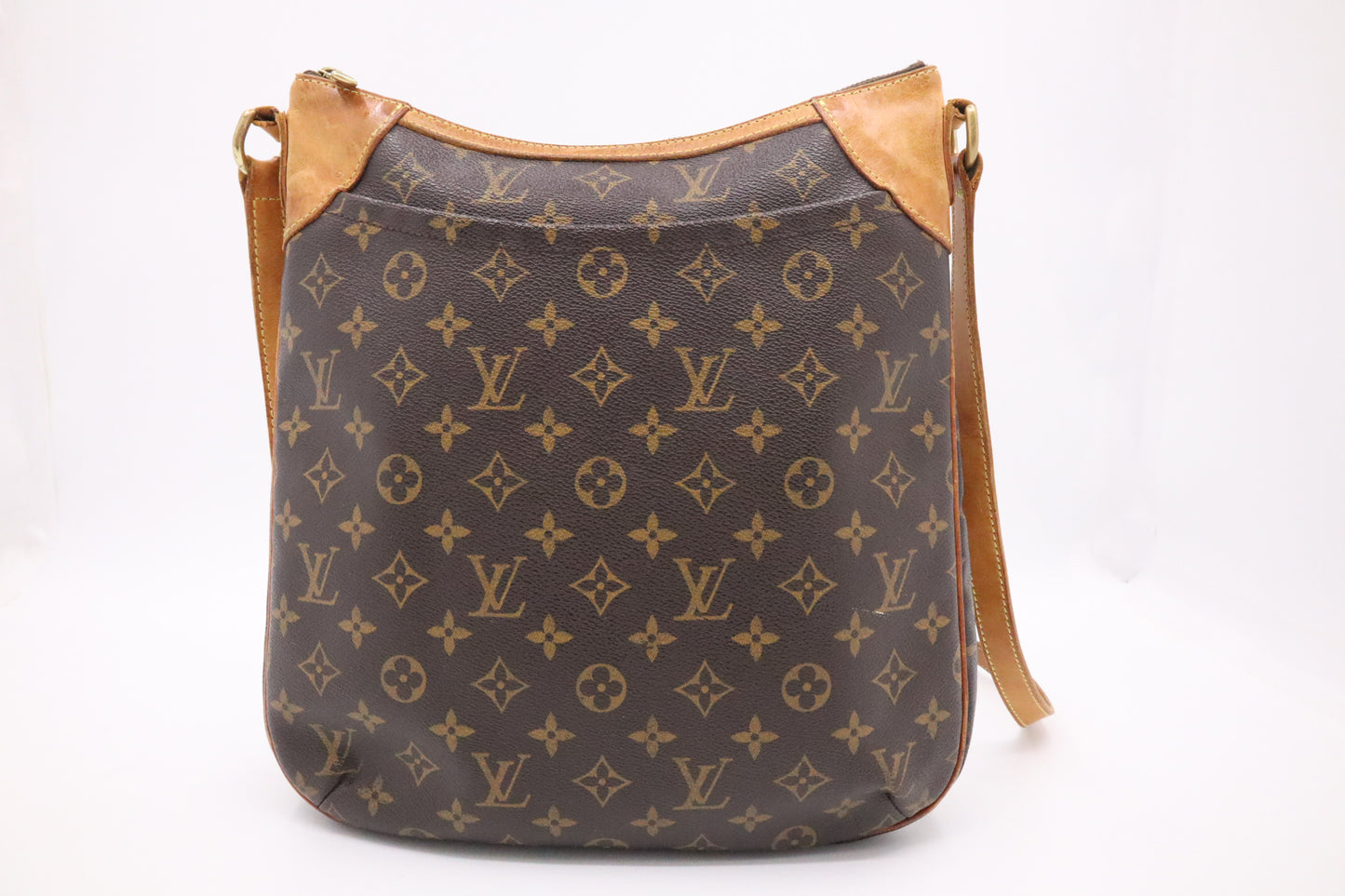 Louis Vuitton Odeon MM in Monogram Canvas