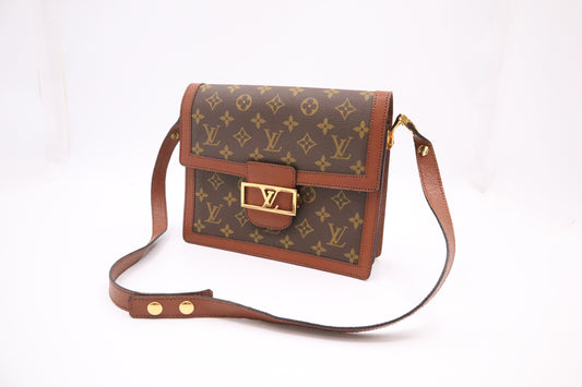 Louis Vuitton Sac Dauphine in Monogram Canvas