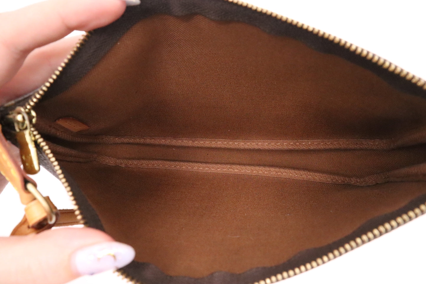 Louis Vuitton Pochette Accessoires in Monogram Canvas
