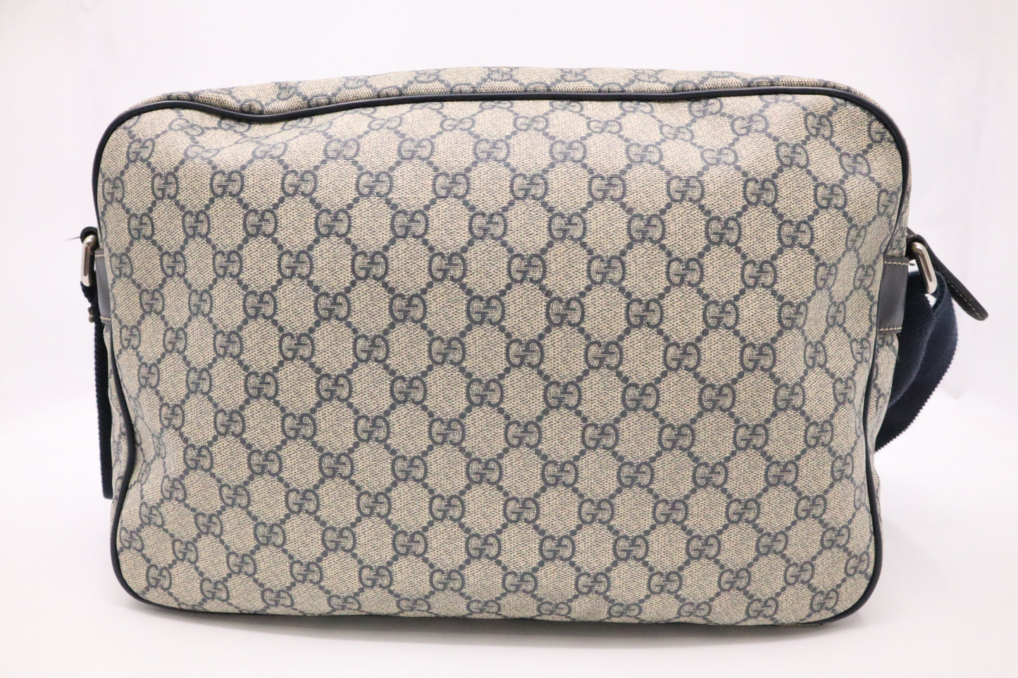 Gucci Messenger Bag in Navy Blue GG Supreme Canvas