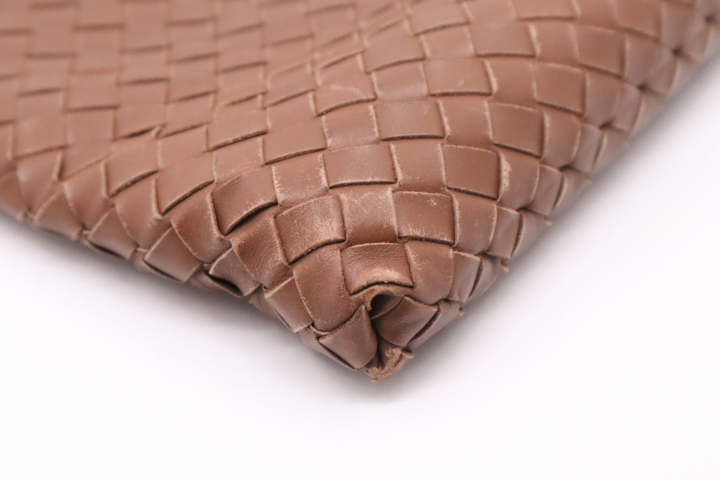 Bottega Veneta Crossbody in Light Brown Intrecciato Leather