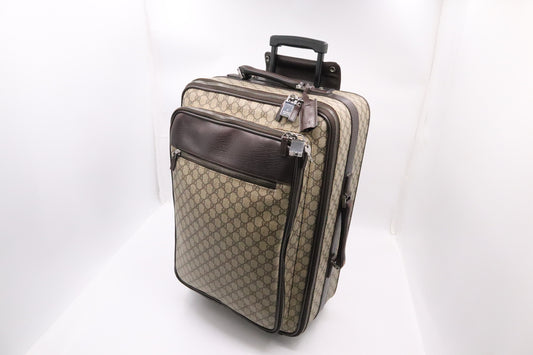 Gucci Suitcase in GG Supreme Canvas