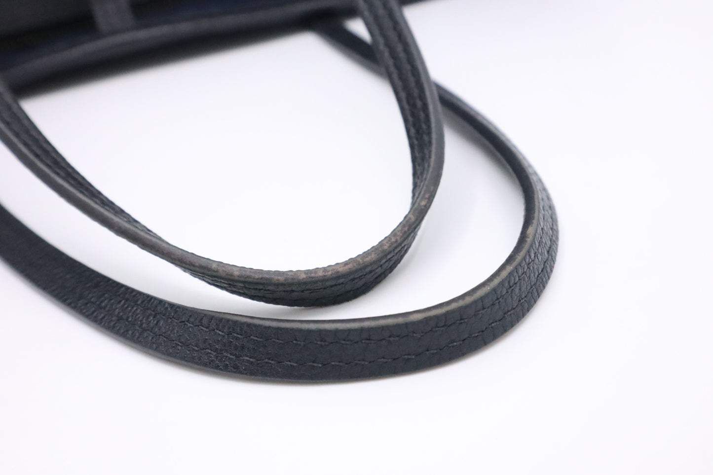 Louis Vuitton Neverfull MM in Black Empreinte Leather