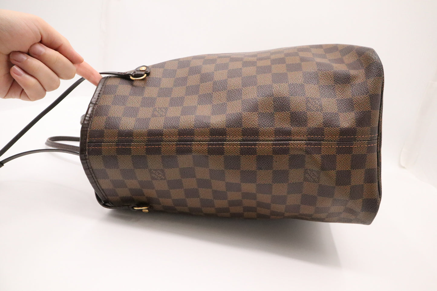 Louis Vuitton Neverfull GM in Damier Ebene Canvas