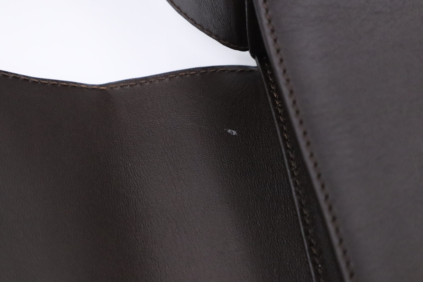 Gucci Shoulder Bag in Brown Leather
