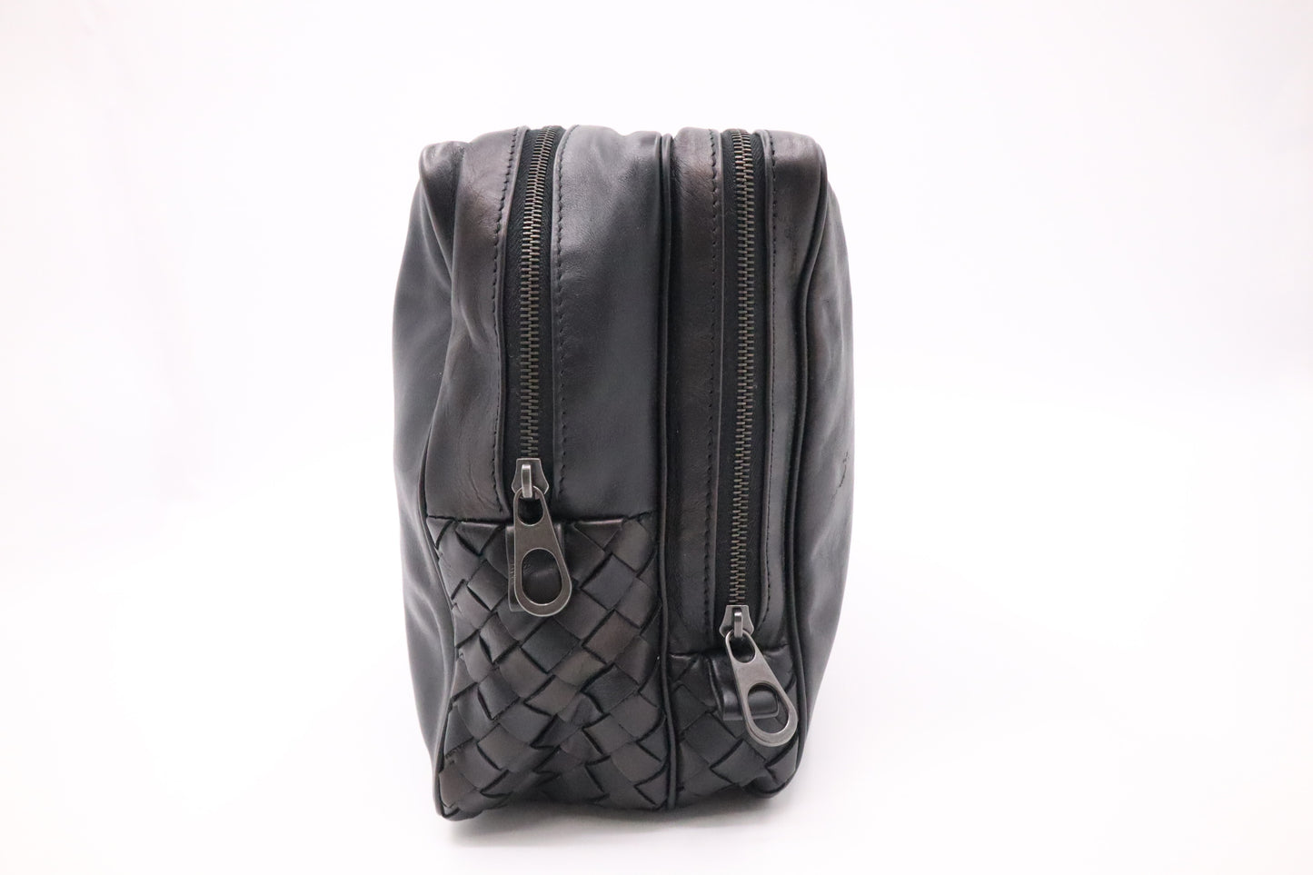 Bottega Veneta Pouch in Black Leather