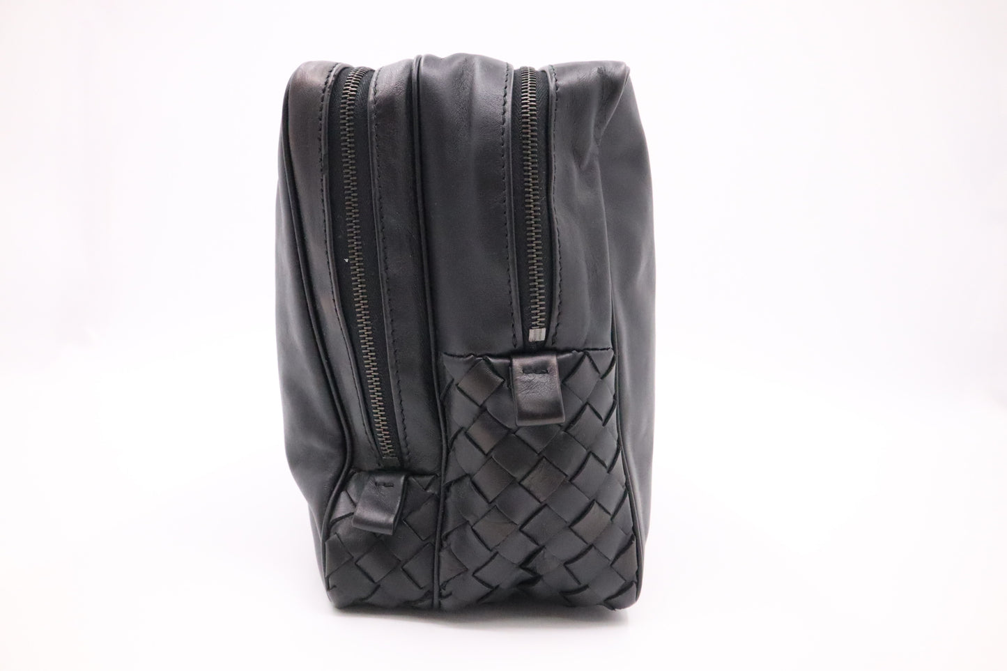 Bottega Veneta Pouch in Black Leather