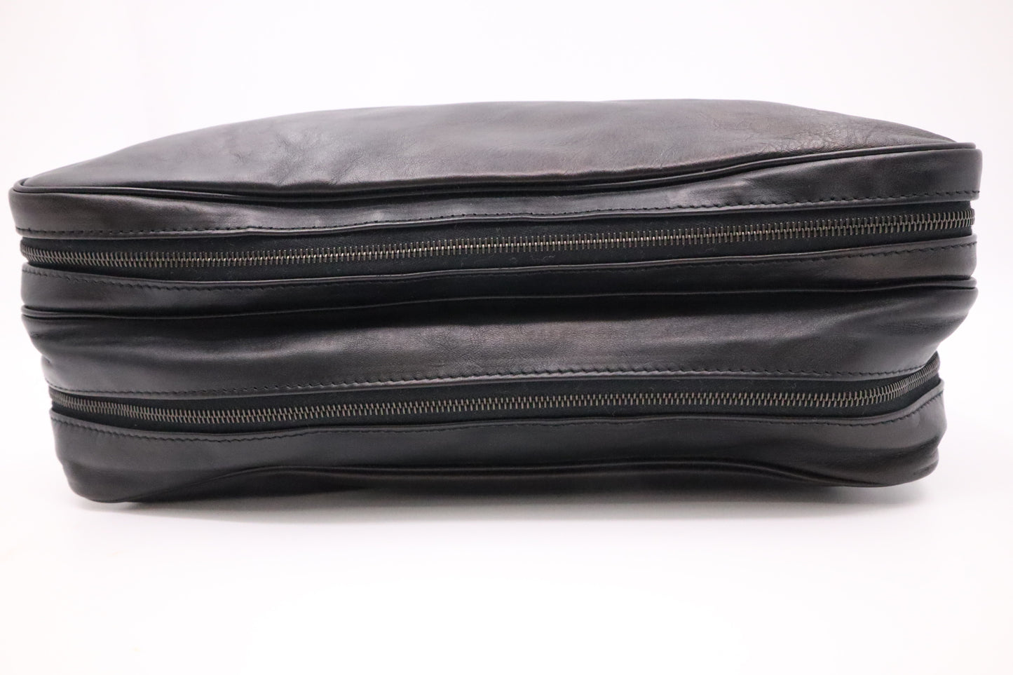 Bottega Veneta Pouch in Black Leather