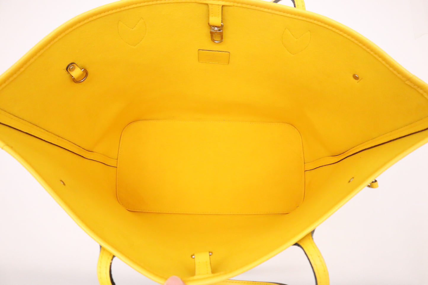 Louis Vuitton Neverfull MM in Yellow Epi Leather