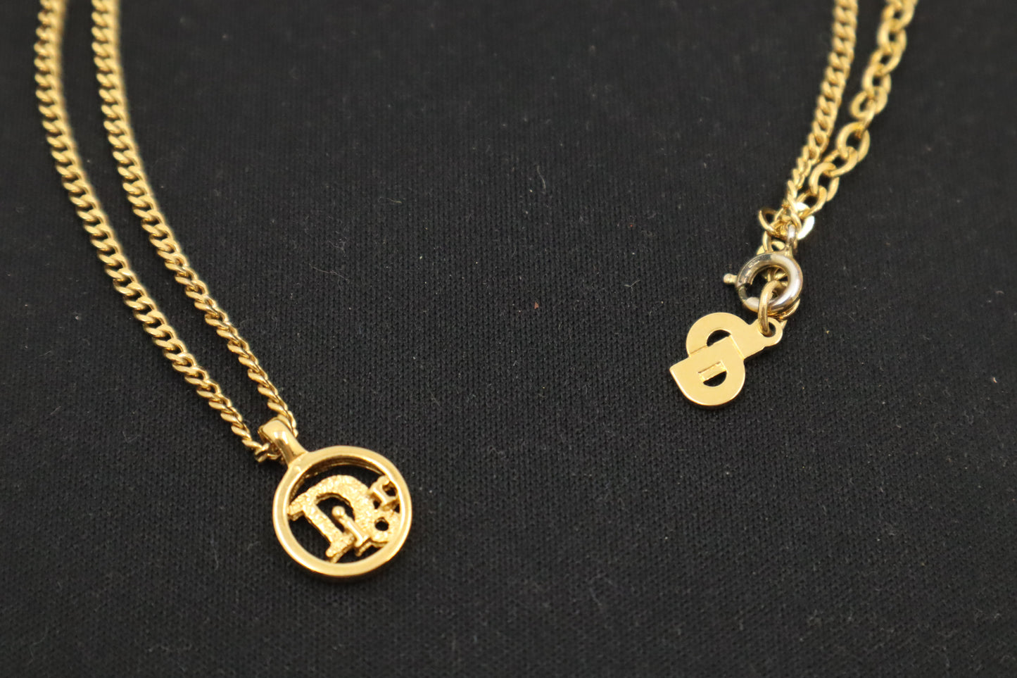 Dior Round Necklace